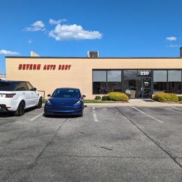 Severn Autobody at Chinquapin